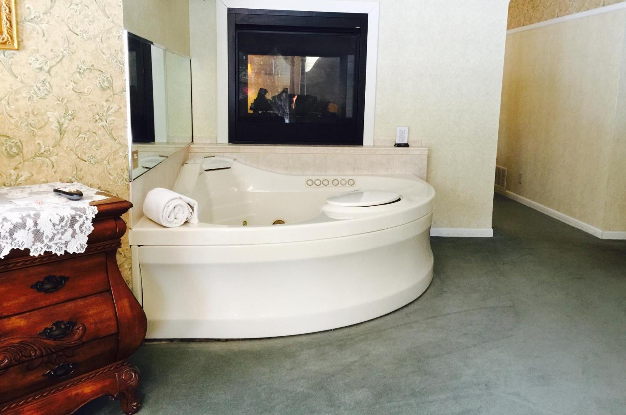 House Inn 4*