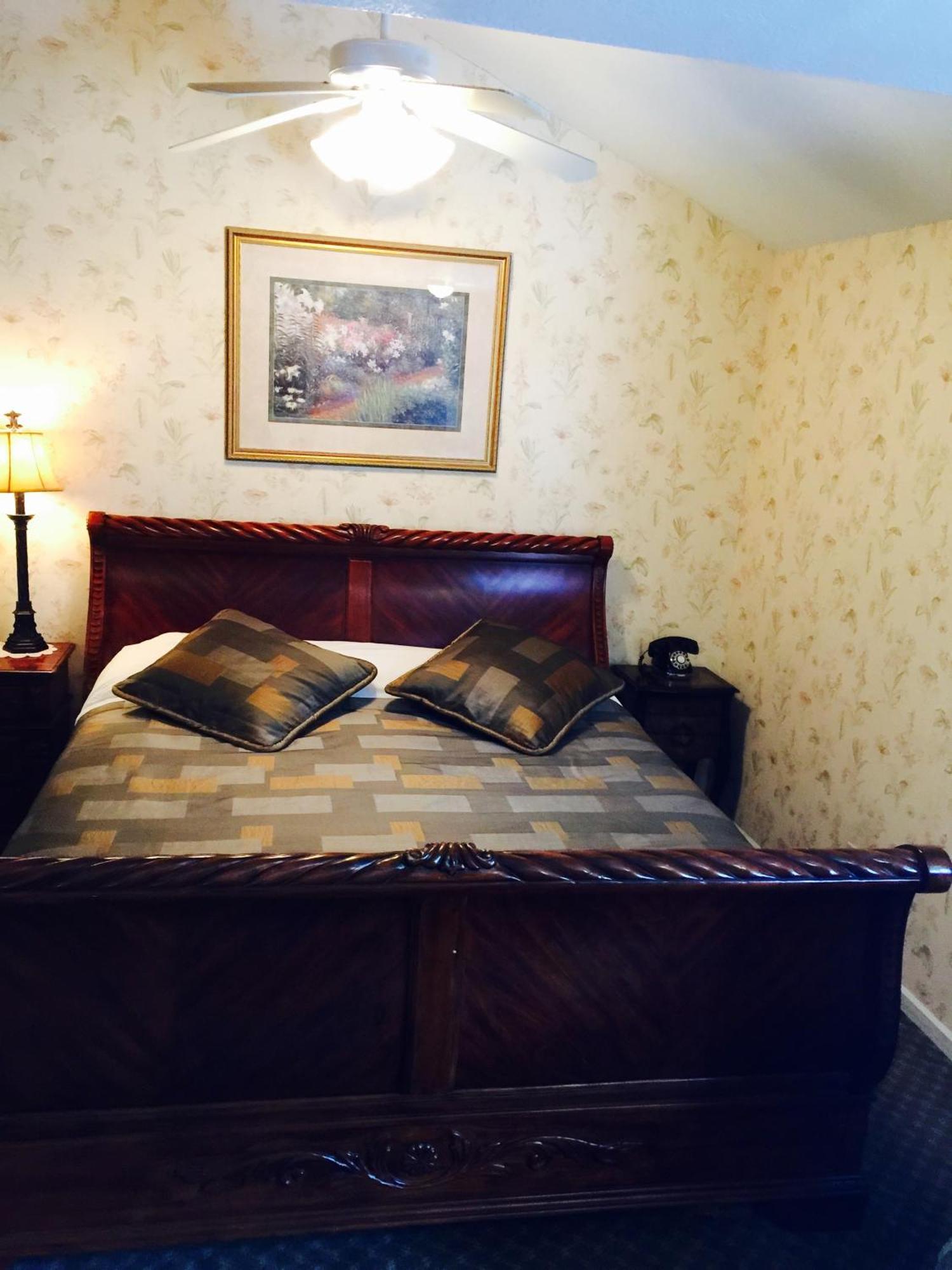 House Inn 4*